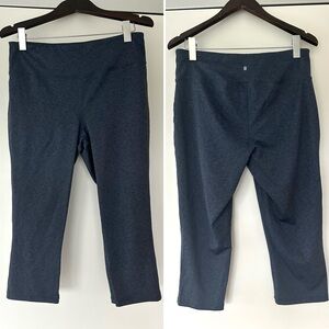 Blue Cropped Leggings large